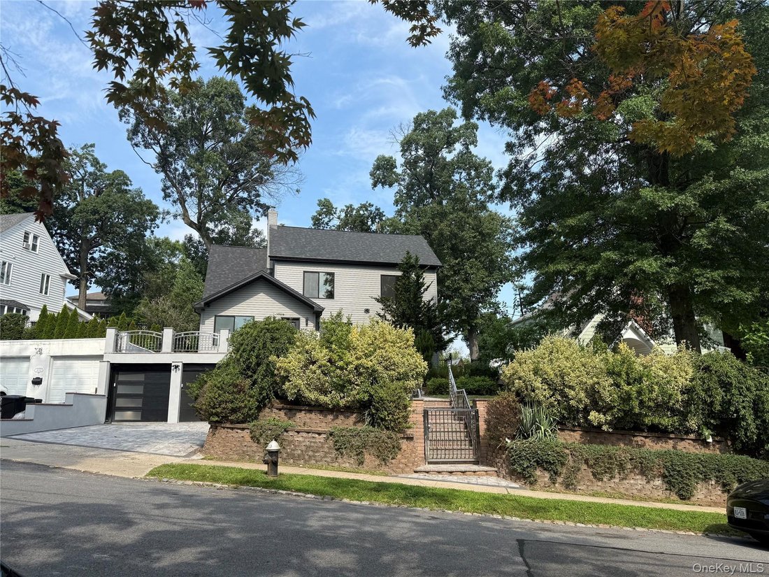 House in New York, New York, United States 1 - 18515059
