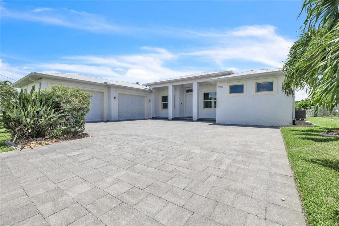 House in Cape Coral, Florida, United States 3 - 18511861