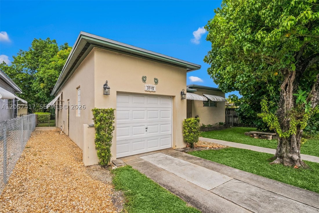 House in Miami, Florida, United States 2 - 18515147