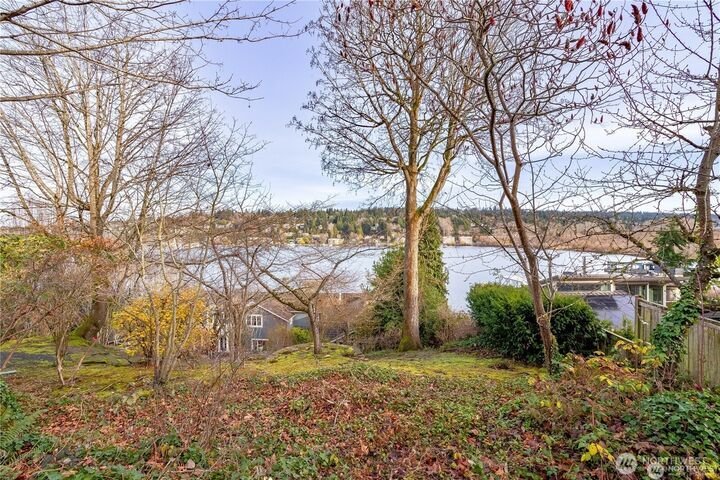 House in Bellevue, Washington, United States 4 - 18514797