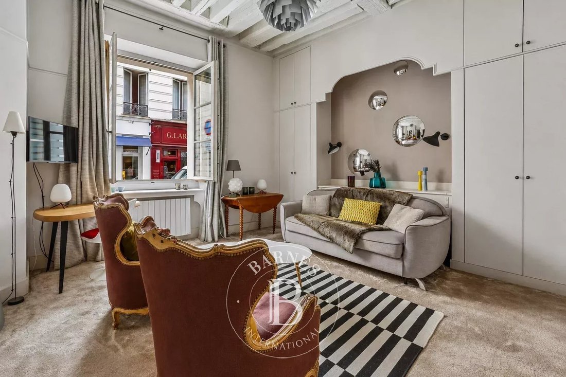 Apartment in Saint Thomas d'Aquin, Paris 7e Arrondissement, Paris 3 - 18509874