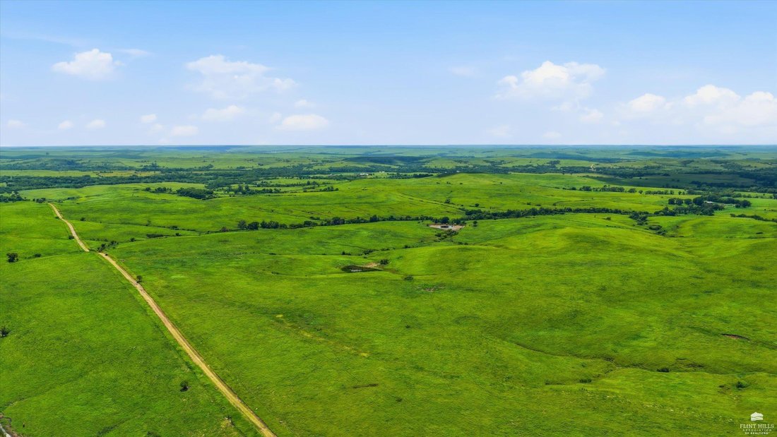 Land in Alma, Kansas, United States 3 - 18512788