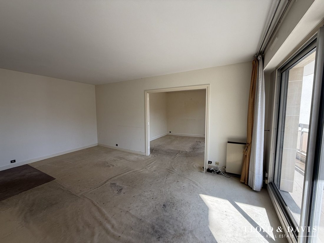 Apartment in Domaine National du Château, Versailles, France 3 - 18514713