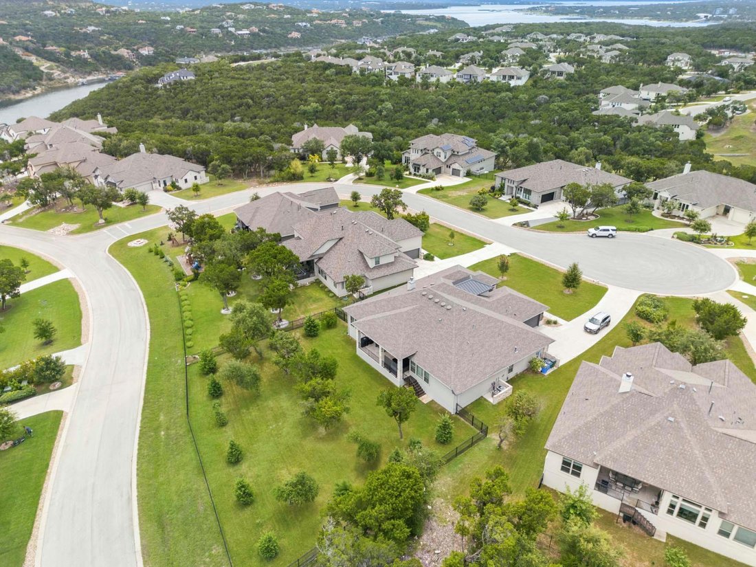 House in Jonestown, Texas, United States 4 - 18521122