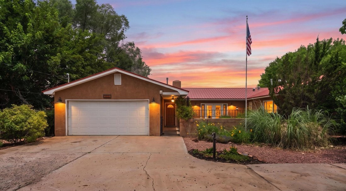 House in Bosque Farms, New Mexico, United States 1 - 18511142
