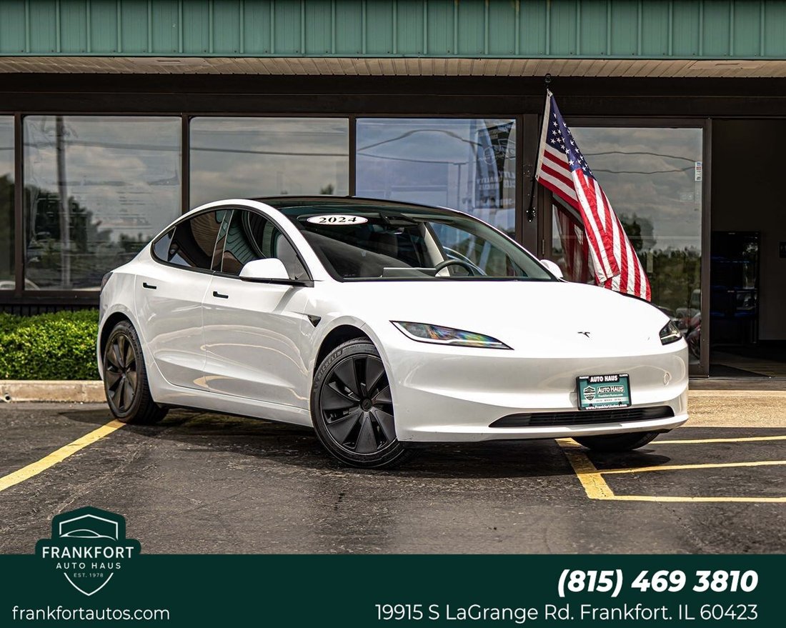 Sedan in Frankfort, IL, United States 1 - 18515826