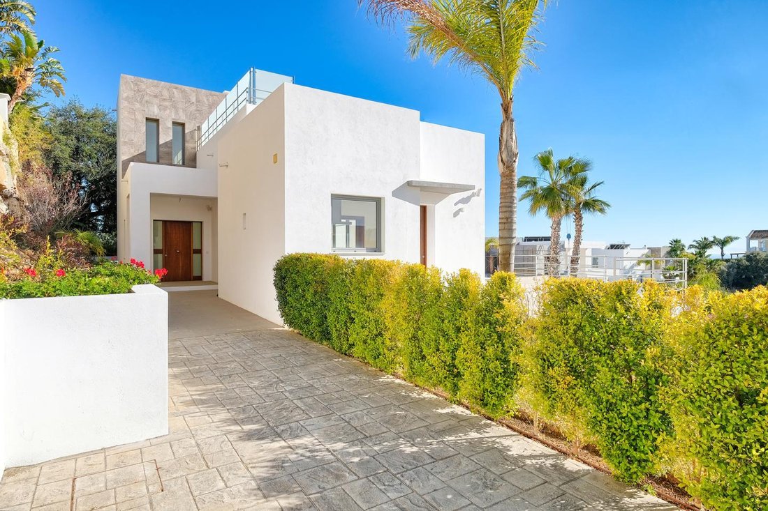Villa in Benahavis, Andalusia, Spain 3 - 18513500