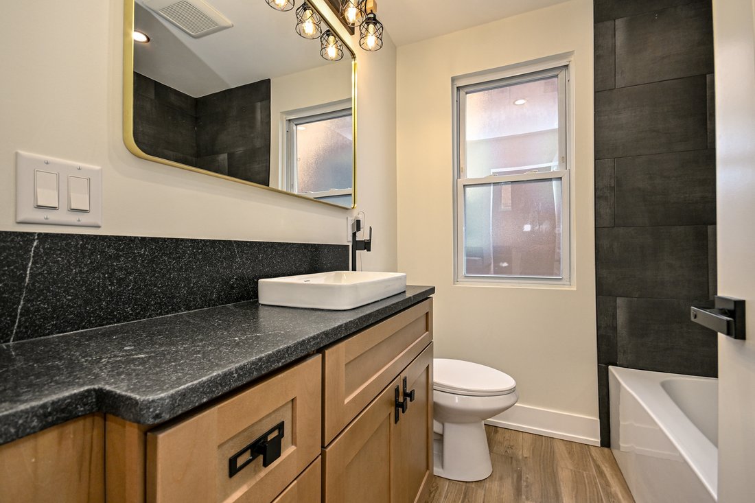 House in Chicago, Illinois, United States 5 - 18512063