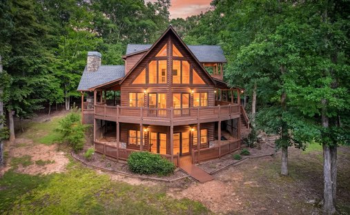 House in Mineral Bluff, Georgia, United States 1