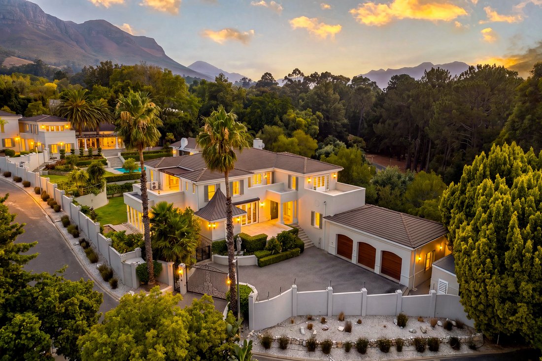 Country House in Parel Vallei, Cape Town, Western Cape 3 - 17235636