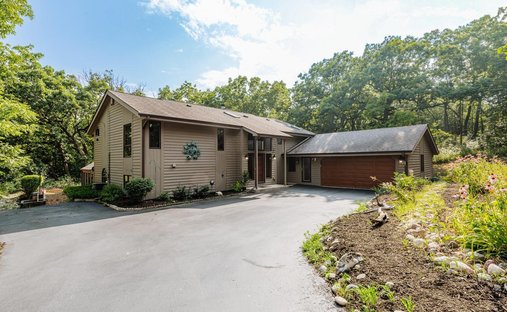 House in Delafield, Wisconsin, United States 1