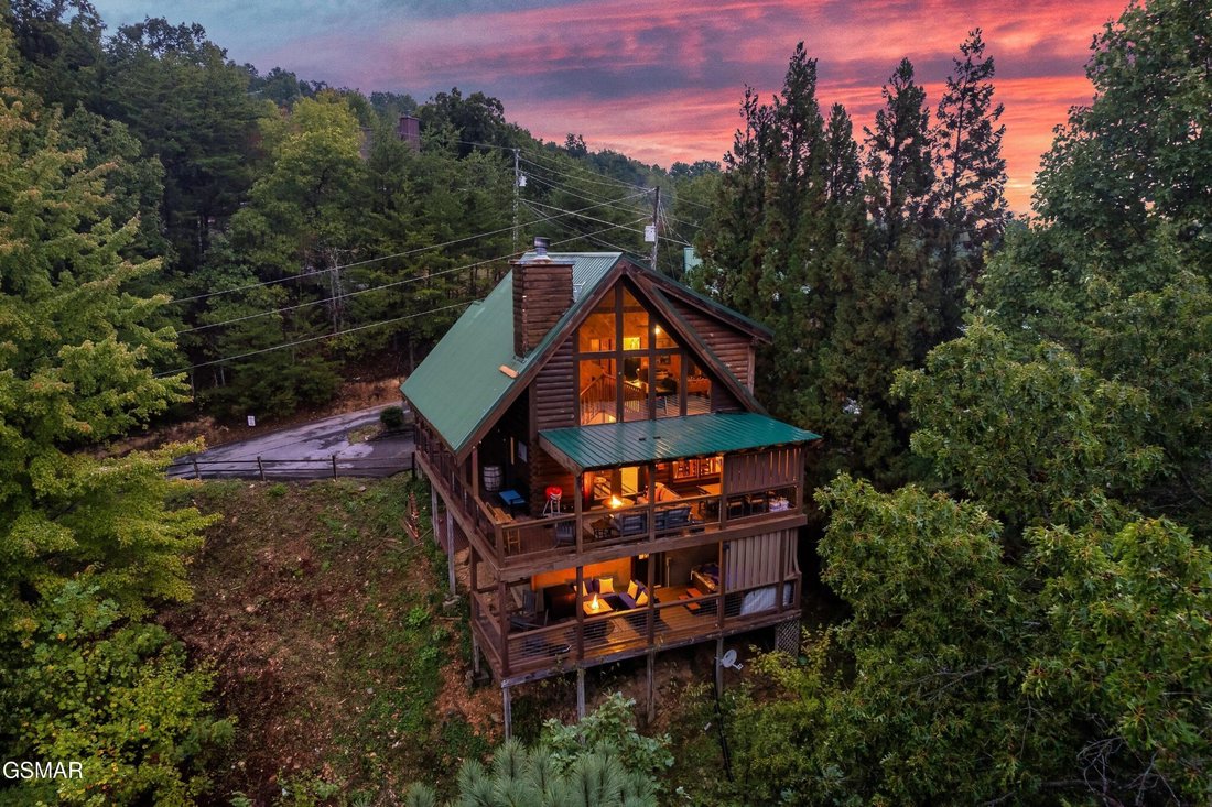 House in Sevierville, Tennessee, United States 5 - 18508954