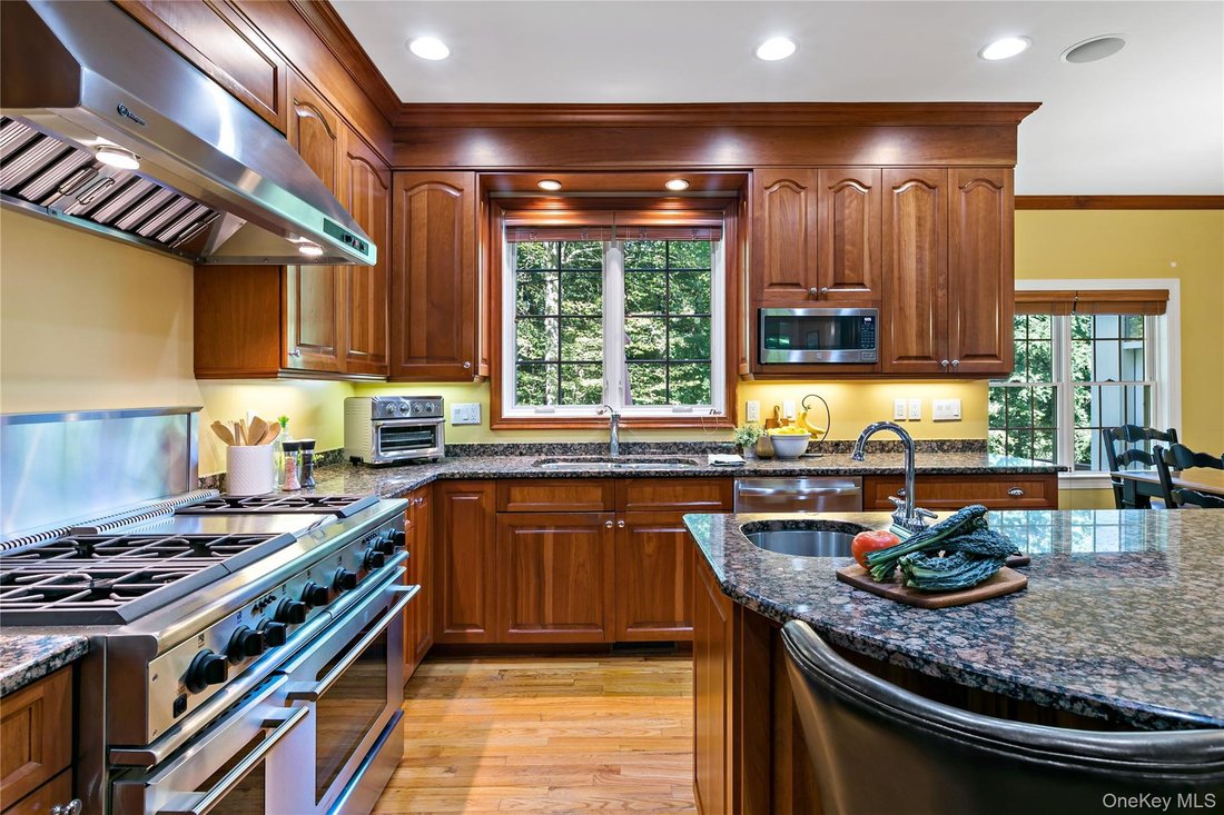 House in Yorktown Heights, New York, United States 5 - 18508203