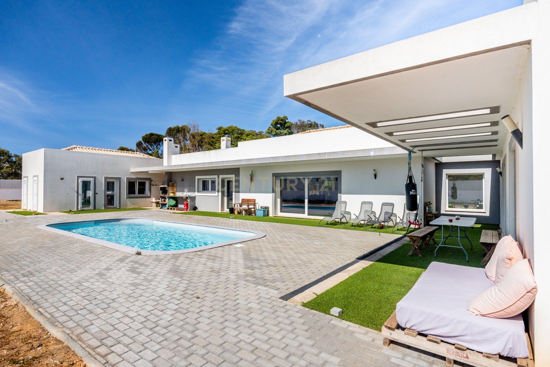 Villa in Alvor, Algarve, Portugal 1 - 15990913