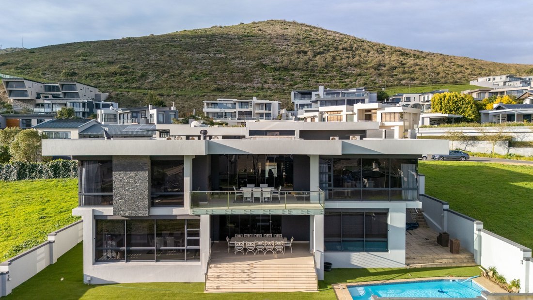 House in Cape Town, Western Cape, South Africa 4 - 18513849