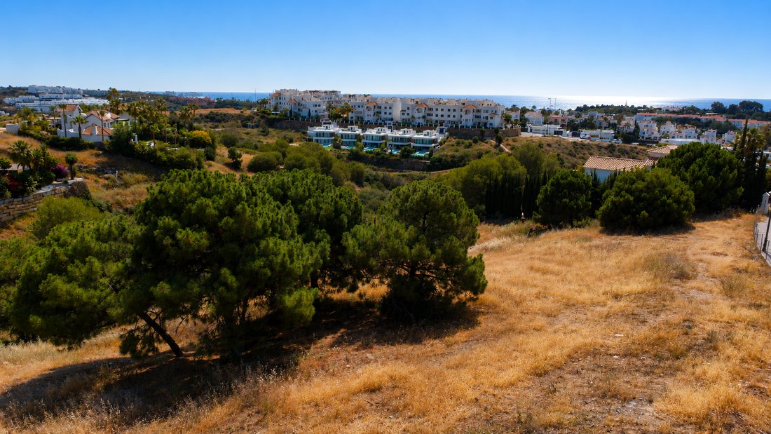 Land in Estepona, Andalusia, Spain 1 - 18515511