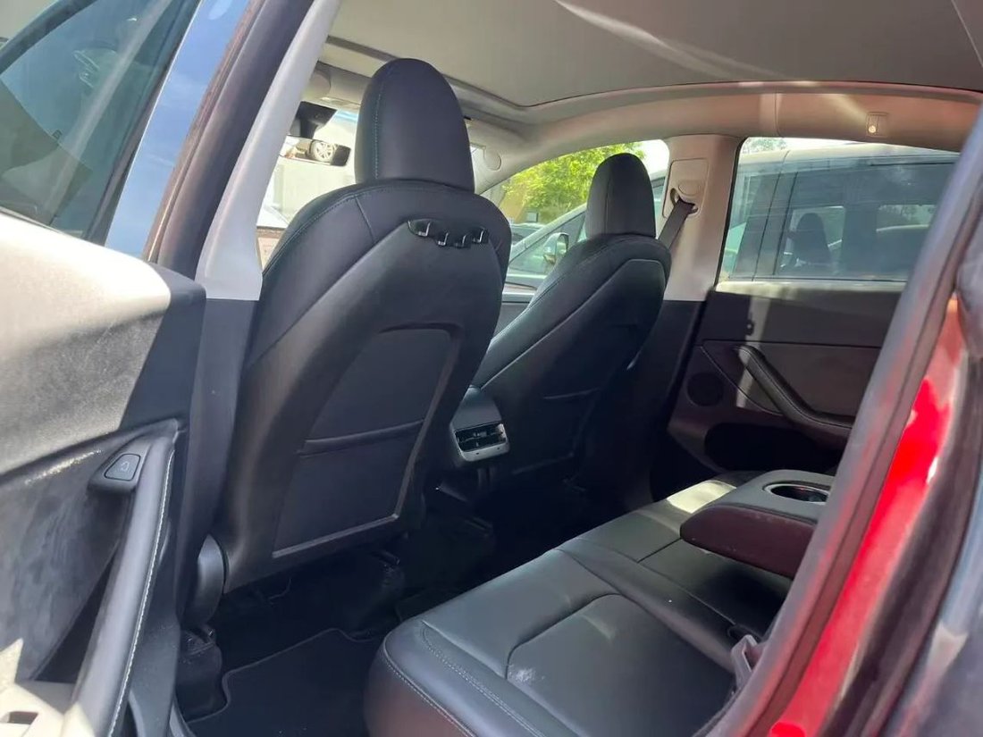Suv in Costa Mesa, CA, United States 4 - 18516487