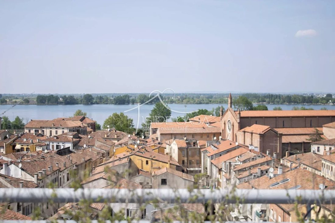 Apartment in Historic Center, Mantua, Lombardy 5 - 18513314
