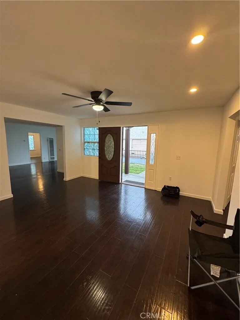 House in Signal Hill, California, United States 2 - 18513135