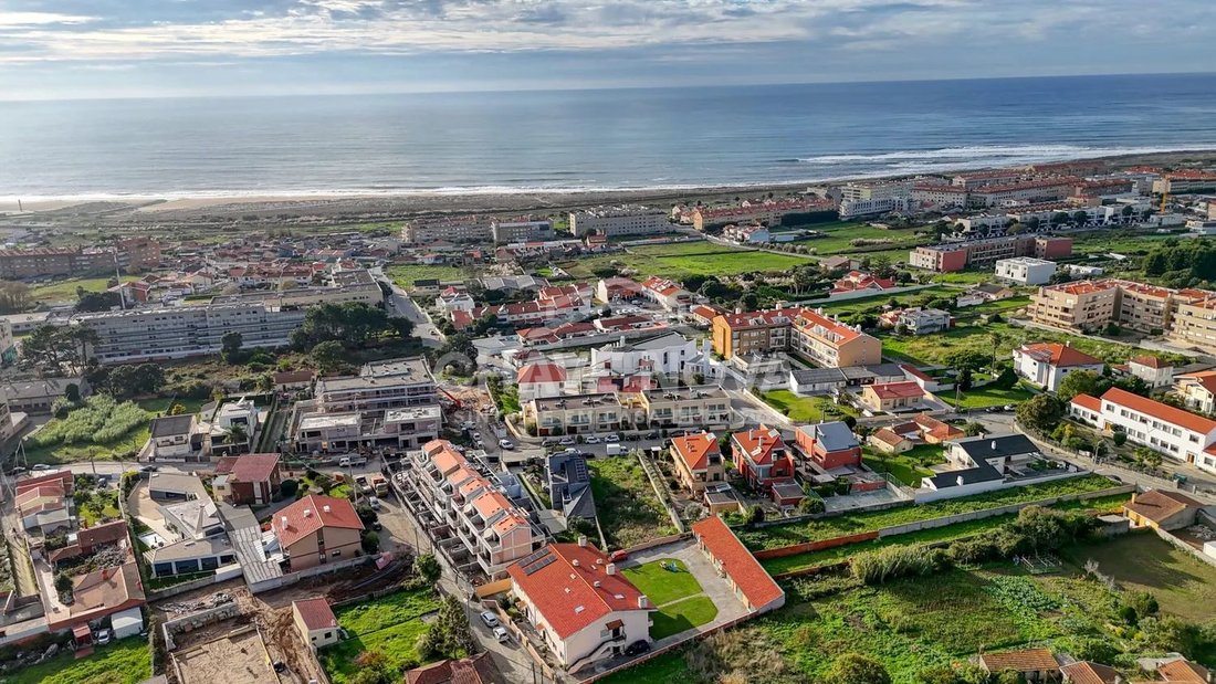 Townhouse in Sao Felix da Marinha, Porto District, Portugal 4 - 17080964