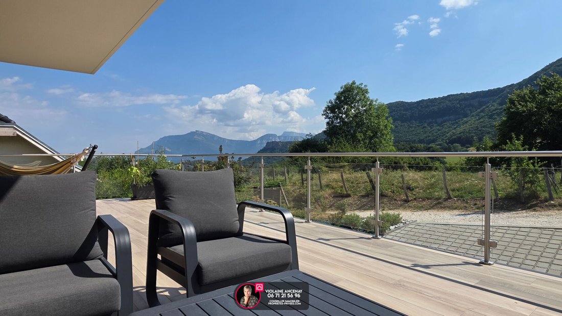 Villa en Montagnole, Auvernia-Ródano-Alpes, Francia 3 - 18510240