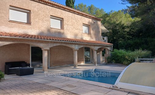 Villa in Valette Nord, La Valette-du-Var, France 1