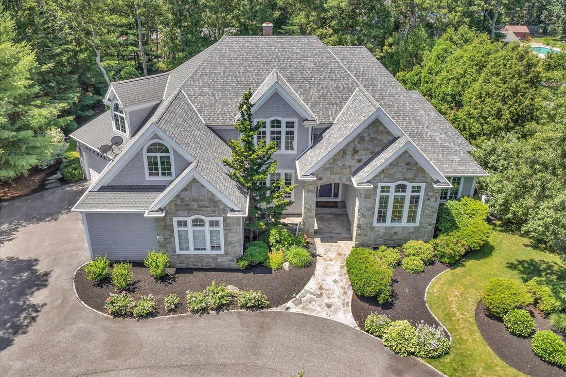 Condo in Mashpee, Massachusetts, United States 1 - 18518372