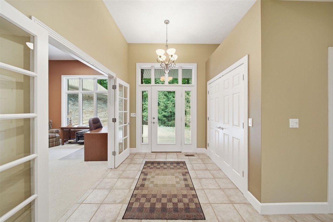 House in Leoni, Michigan, United States 5 - 18511041