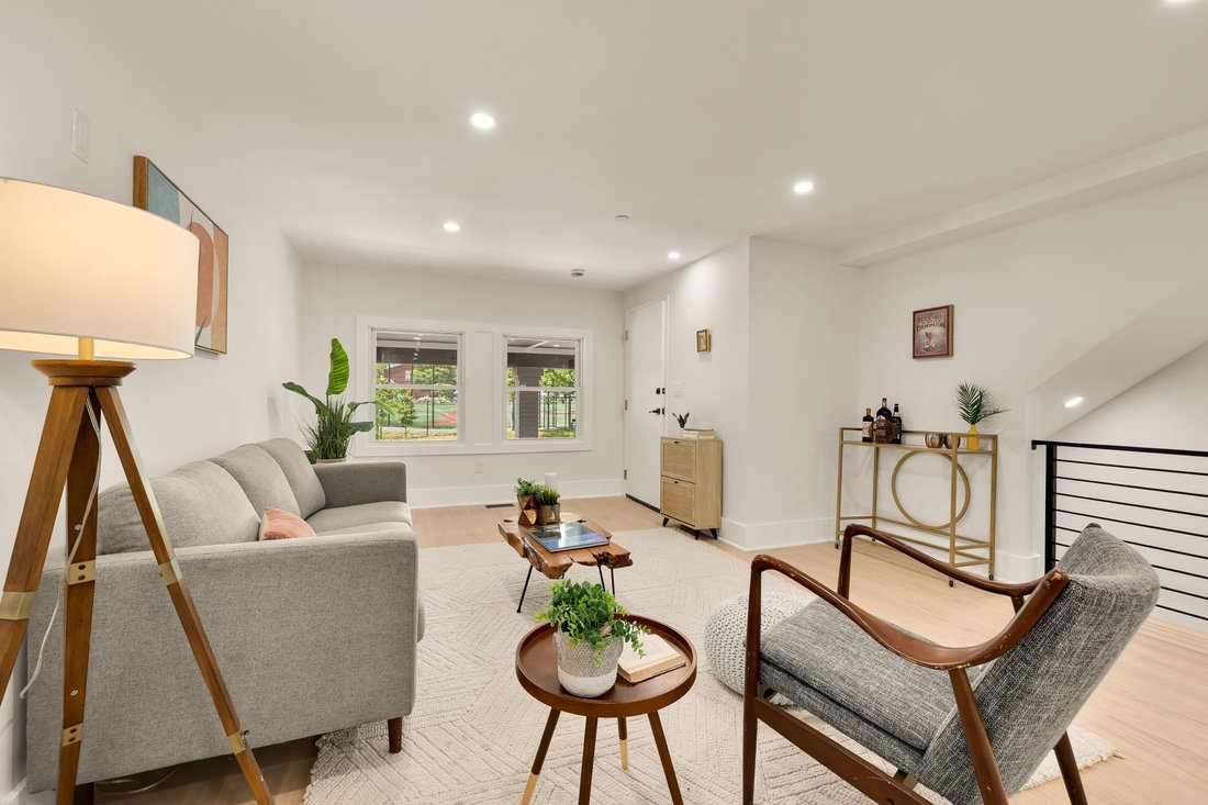 Condo in Washington, District of Columbia, United States 5 - 18516769