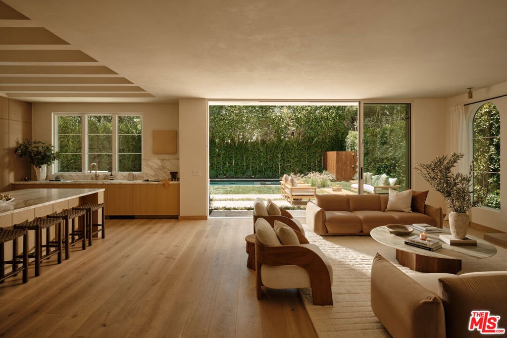 House in Los Angeles, California, United States 4 - 18511109
