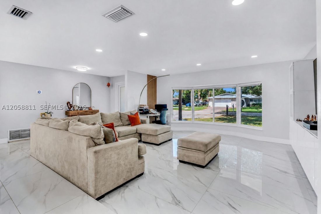 House in Pembroke Pines, Florida, United States 5 - 18509333