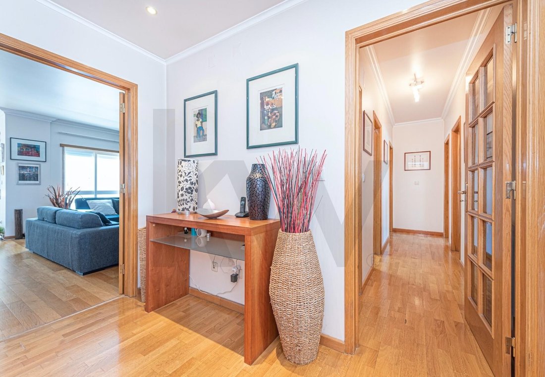 Apartment in Carnaxide e Queijas, Lisbon, Portugal 4 - 18515056