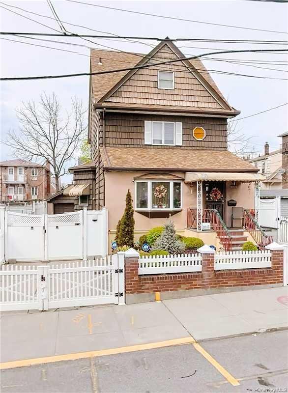 House in New York, New York, United States 1 - 18518589