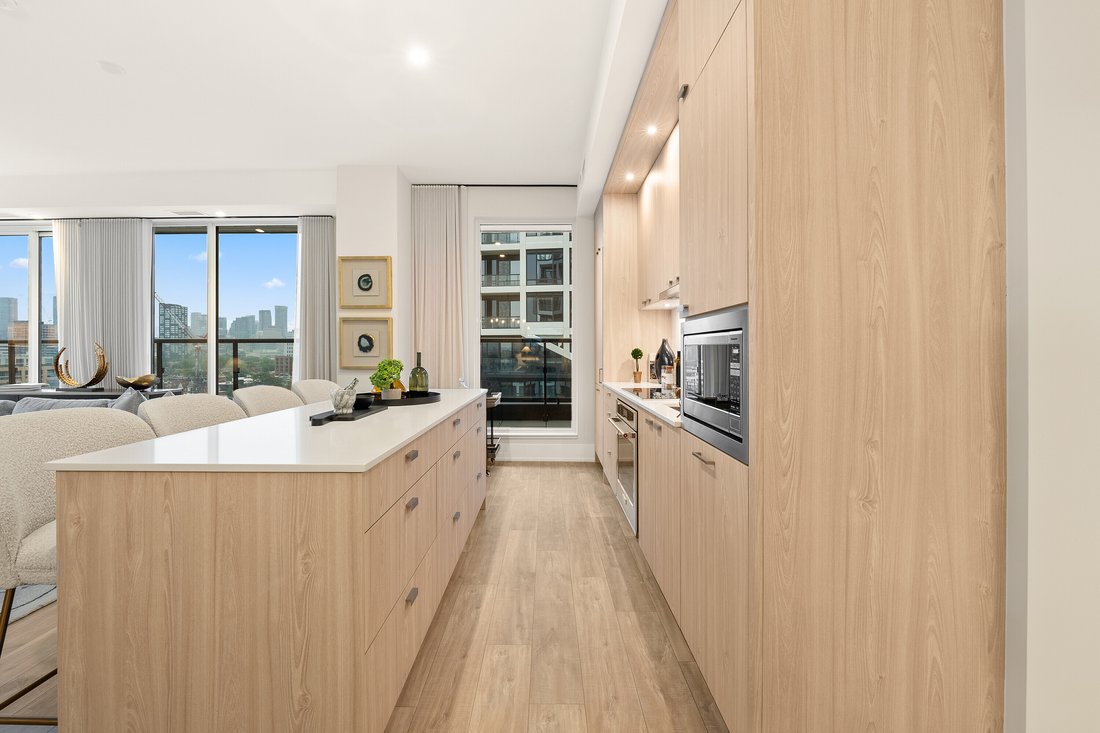 Condo in Toronto, Ontario, Canada 4 - 18516691
