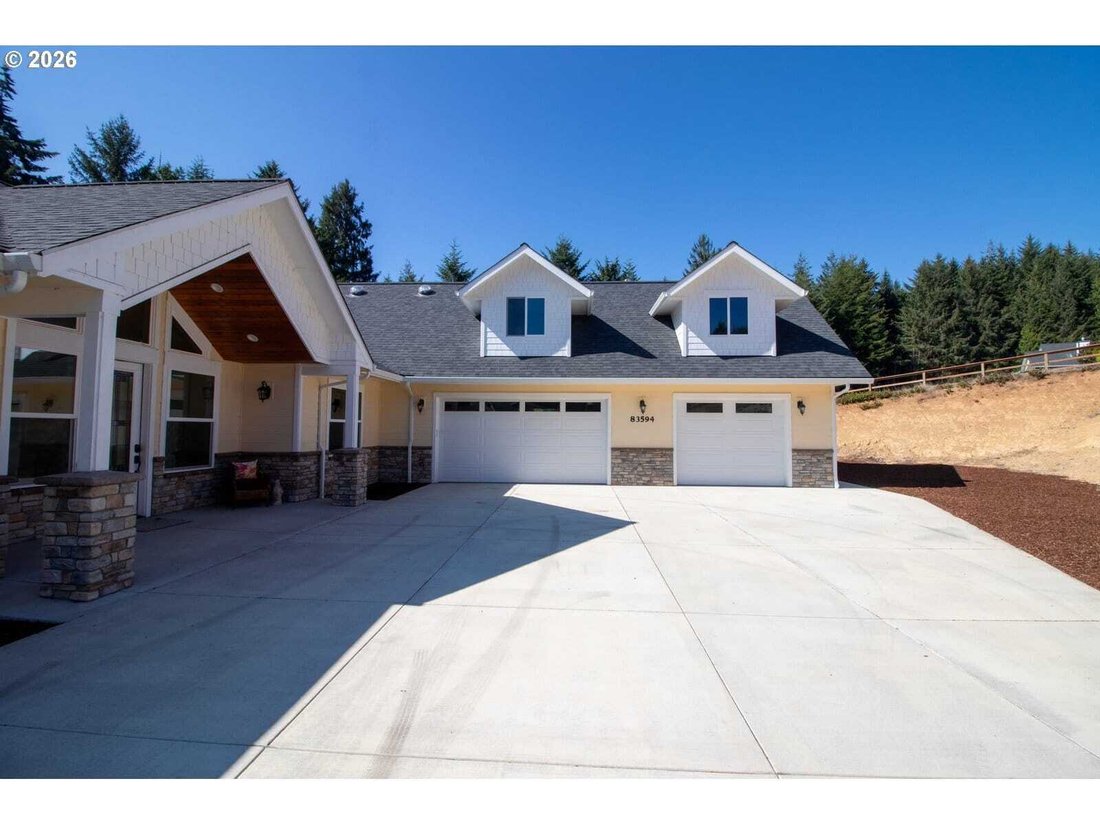 House in Florence, Oregon, United States 5 - 18511194