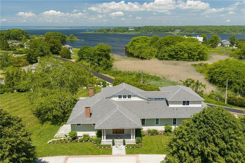 House in Westerly, Rhode Island, United States 1 - 18519736