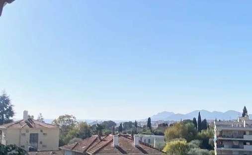 Apartment in Maurice Jeanpierre, Le Cannet, France 1