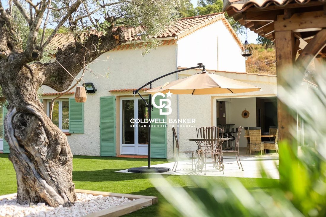 Villa à Nord Est, Bormes-les-Mimosas, France 1 - 18509830