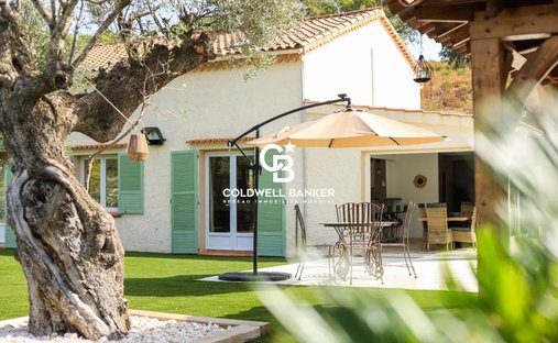 Villa a Nord Est, Bormes-les-Mimosas, Francia 1