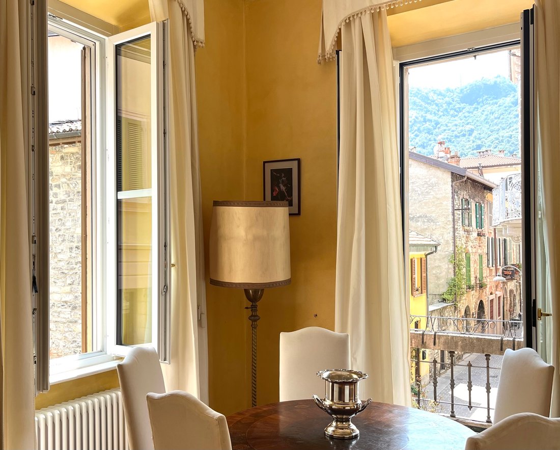 Apartment in Historic Center, Como, Lombardy 2 - 18516672