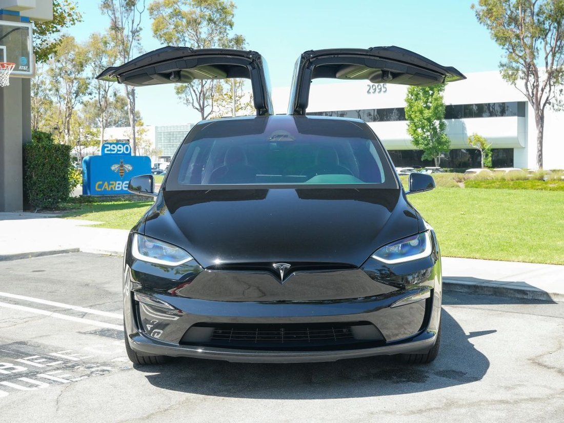 Suv in Costa Mesa, CA, United States 2 - 18489073