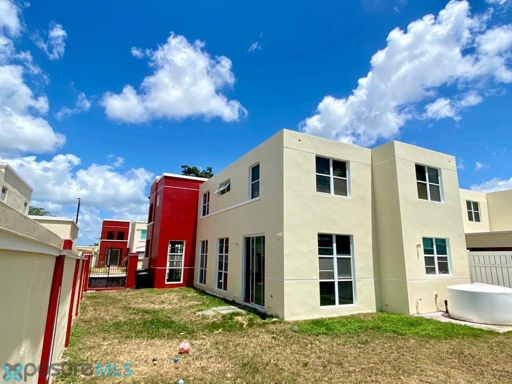 House in Los Prados, Caguas, Puerto Rico 2 - 18509177