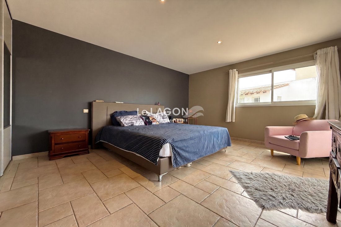 Villa in Saint-Cyprien, Occitania, France 5 - 18509095