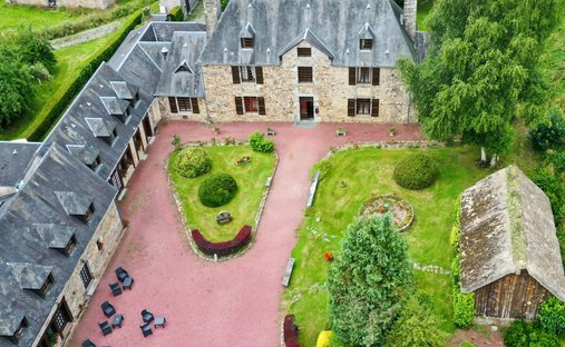 House in Sainte-Cécile, Normandy, France 1