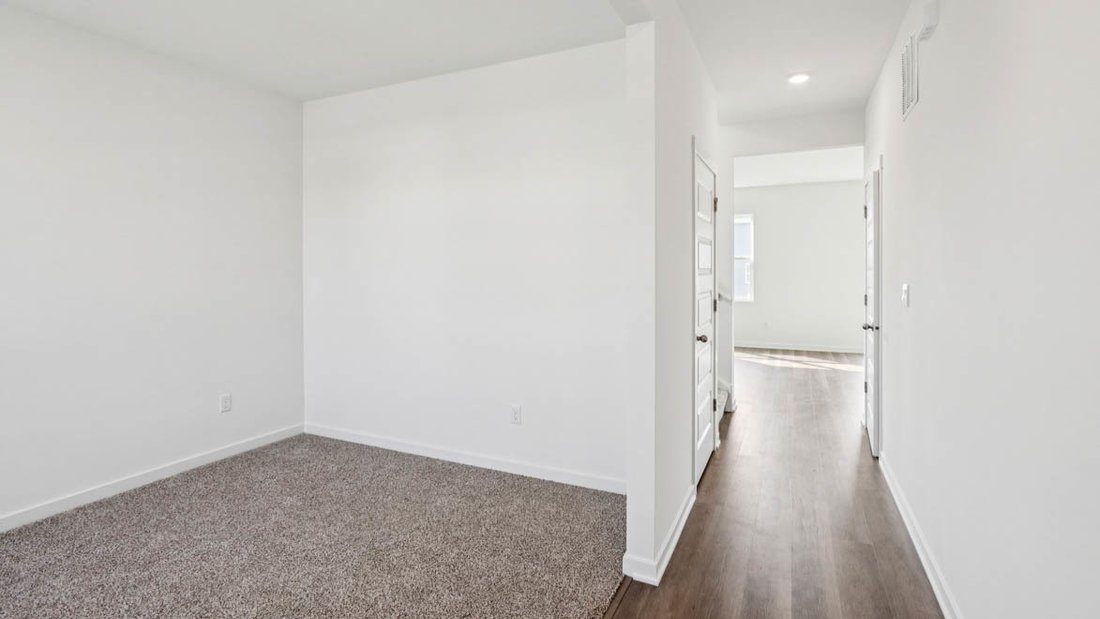 House in Montgomery, Illinois, United States 2 - 18512082