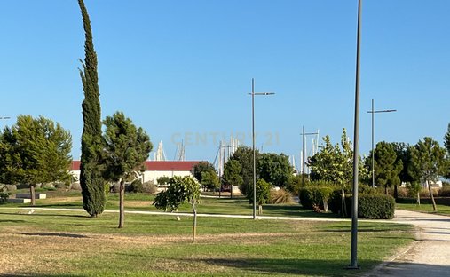 Land in Faro (Se und Sao Pedro), Algarve, Portugal 1