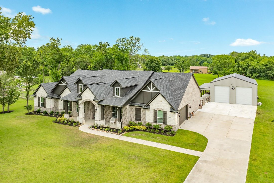 House in Angleton, Texas, United States 1 - 18512638