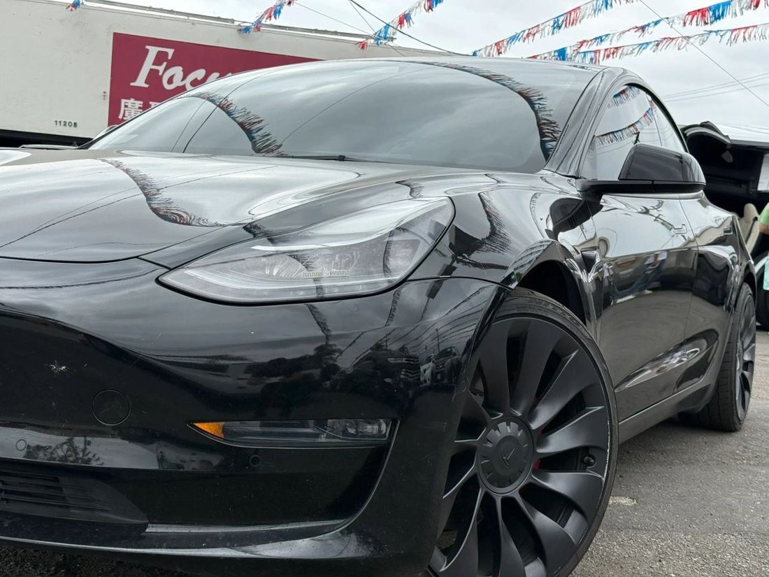 Sedan in El Monte, CA, United States 2 - 16655566