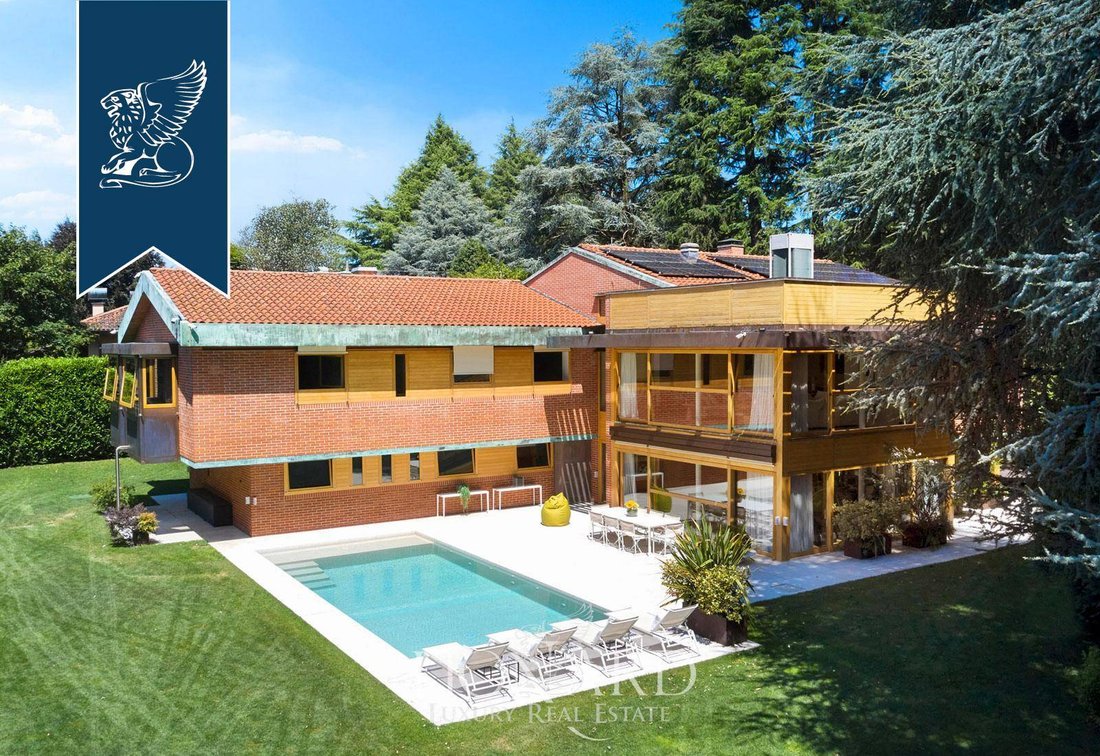 Villa in Carimate, Lombardy, Italy 2 - 18513765