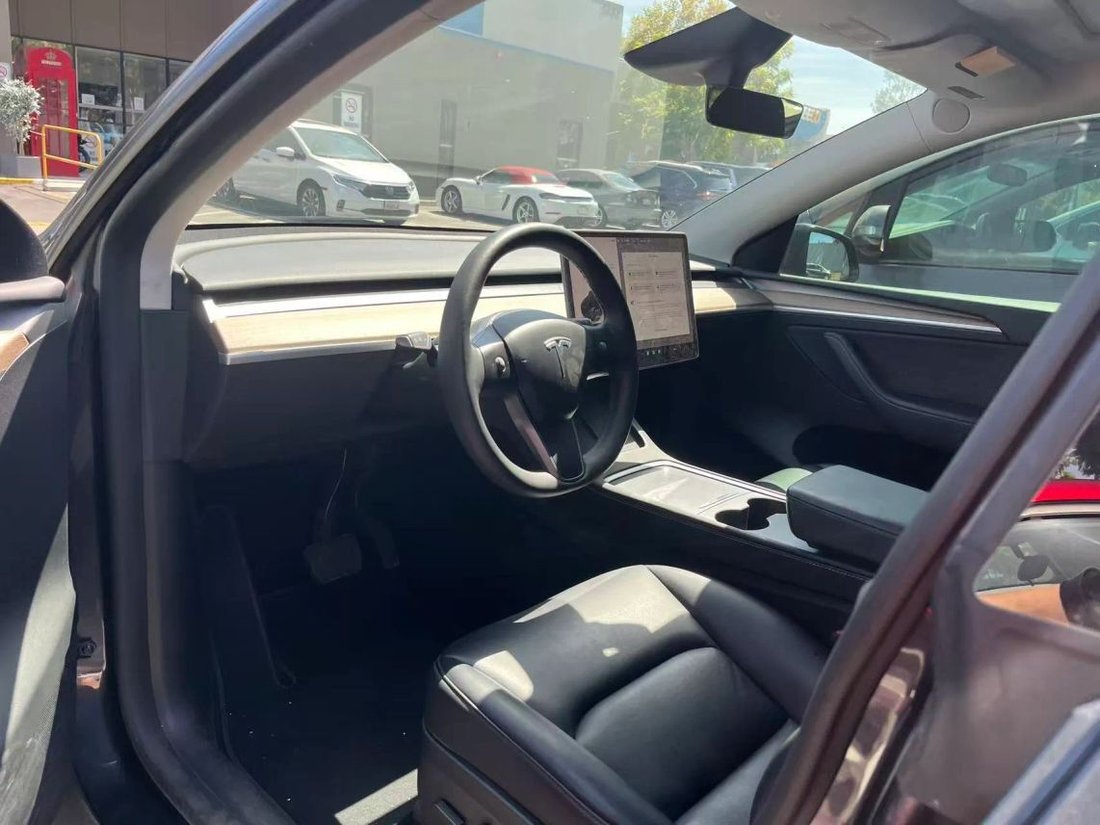 Suv in Costa Mesa, CA, United States 3 - 18516487